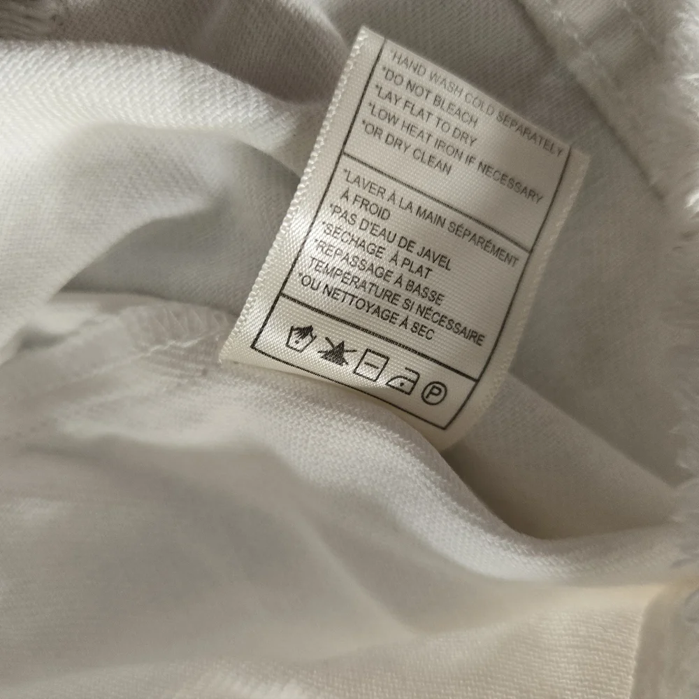 Cupcakes and Cashmere Carisma White Short Overalls Size 2‎